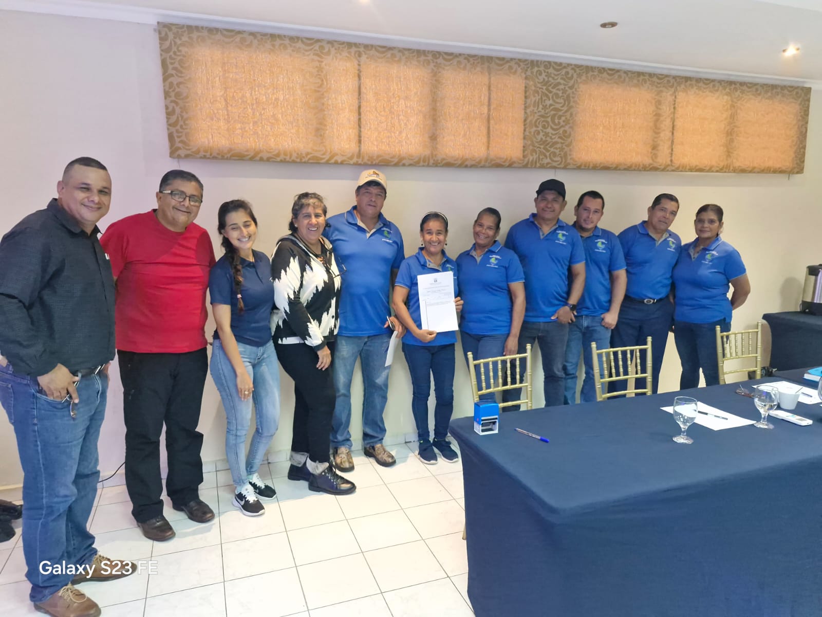 Entrega de protocolo a la federeación de pescadores